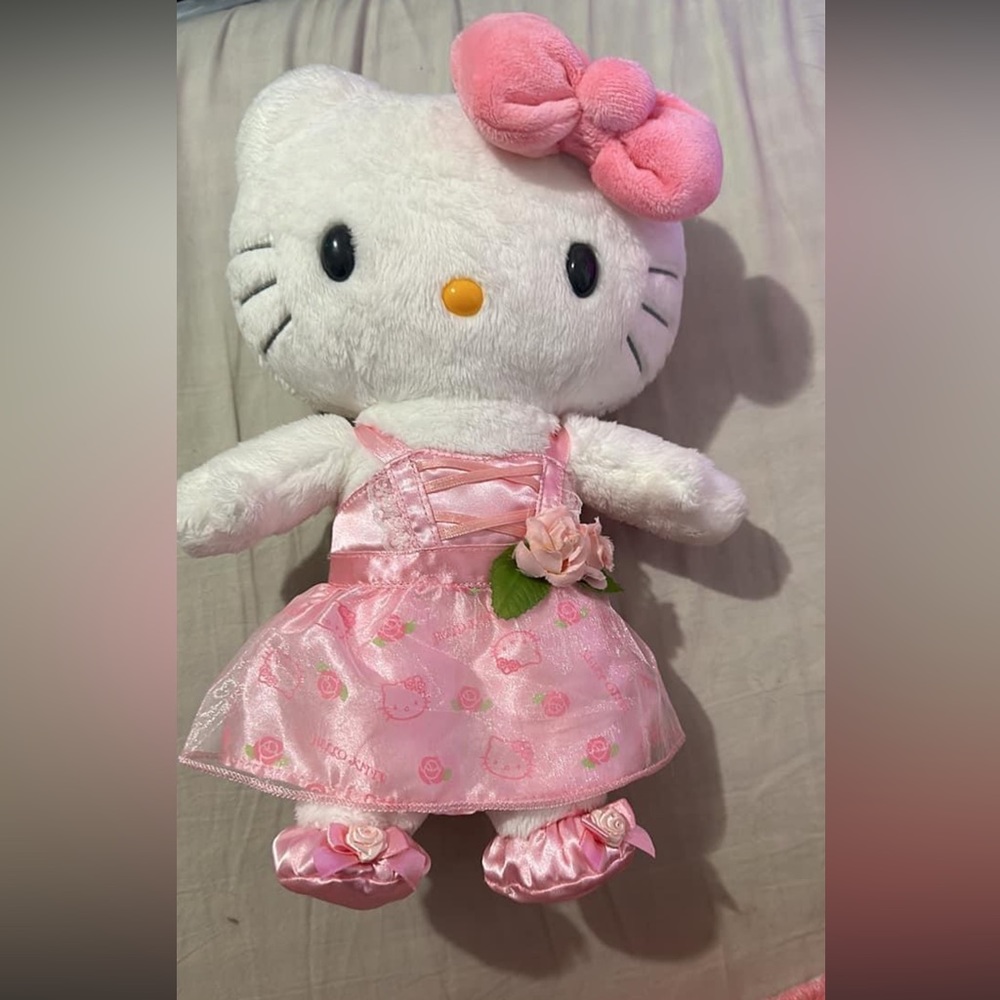 Hello kitty plush